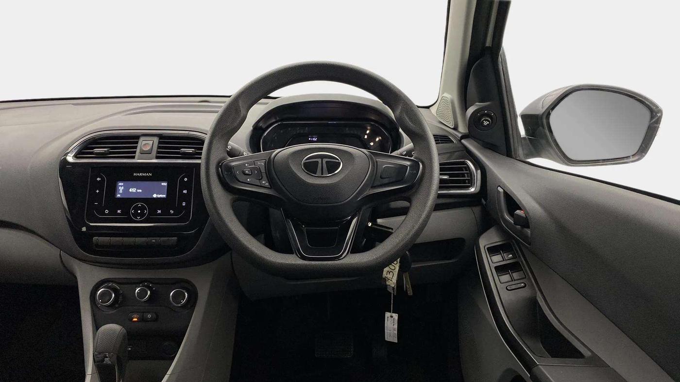 2024 Tata Tiago XTA CNG , CNG, Automatic, 6,485 km, Steering Wheel Close Up