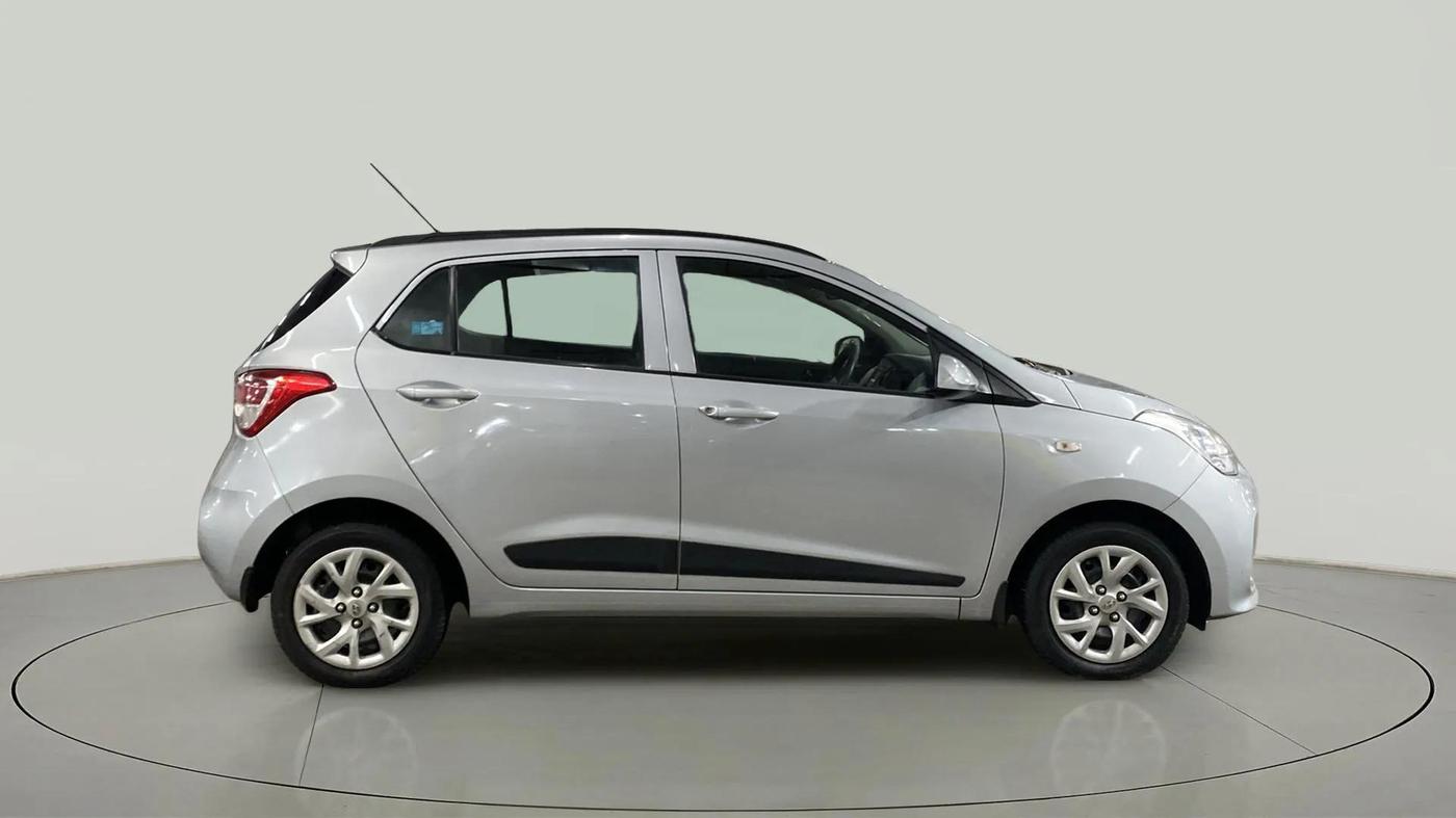 2019 Hyundai Grand i10 MAGNA 1.2 KAPPA VTVT, Petrol, Manual, 36,410 km, Right Side View