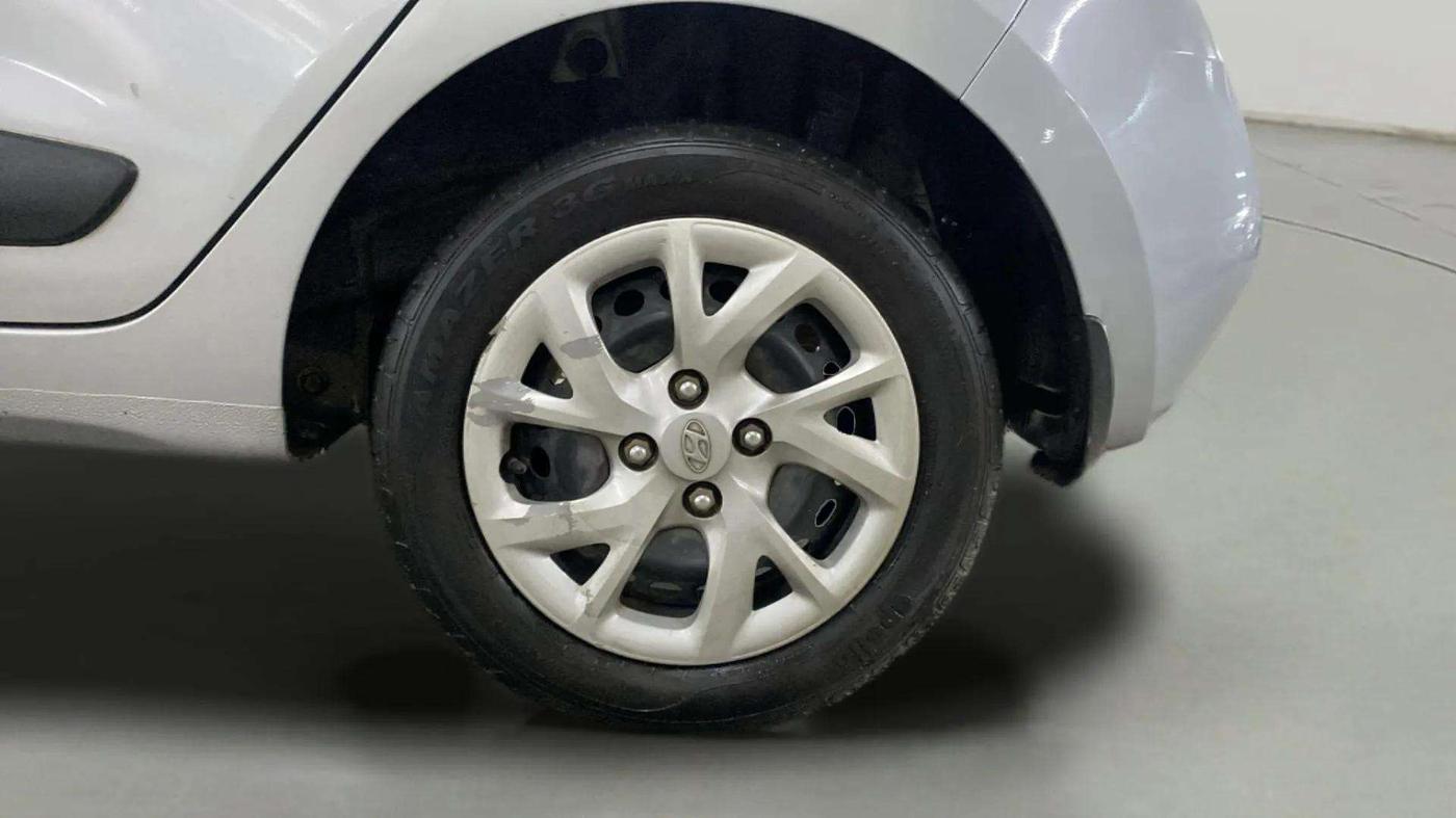 2019 Hyundai Grand i10 MAGNA 1.2 KAPPA VTVT, Petrol, Manual, 36,410 km, Left Rear Wheel