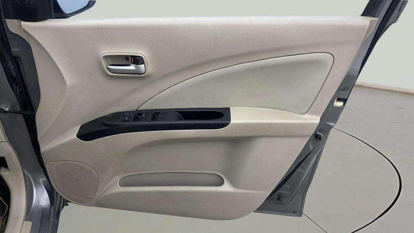 2019 Maruti Celerio VXI (O) CNG, CNG, Manual, 64,918 km, Driver Side Door Panels Control