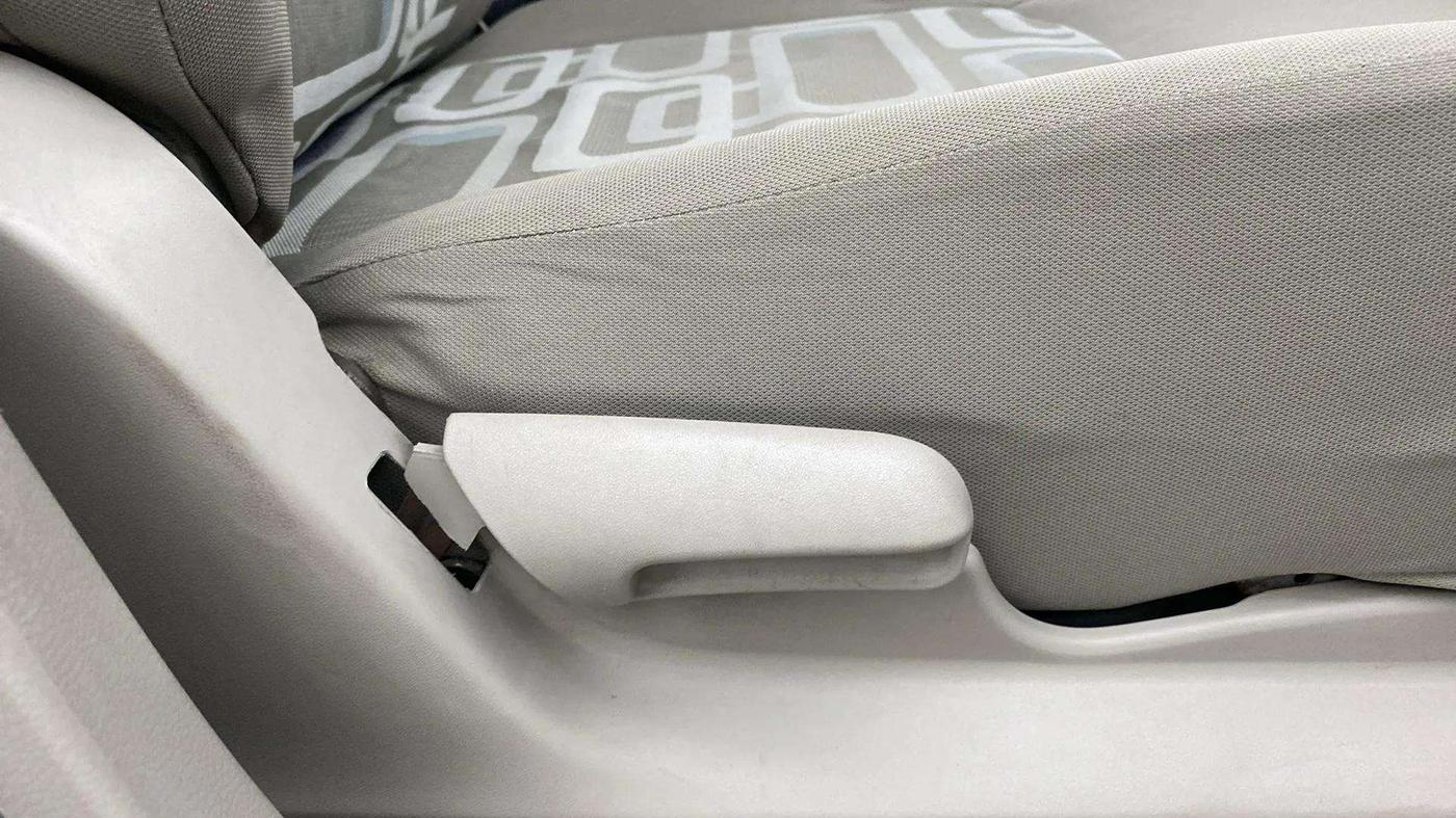 2019 Maruti Celerio VXI (O) CNG, CNG, Manual, 64,918 km, Driver Side Adjustment Panel