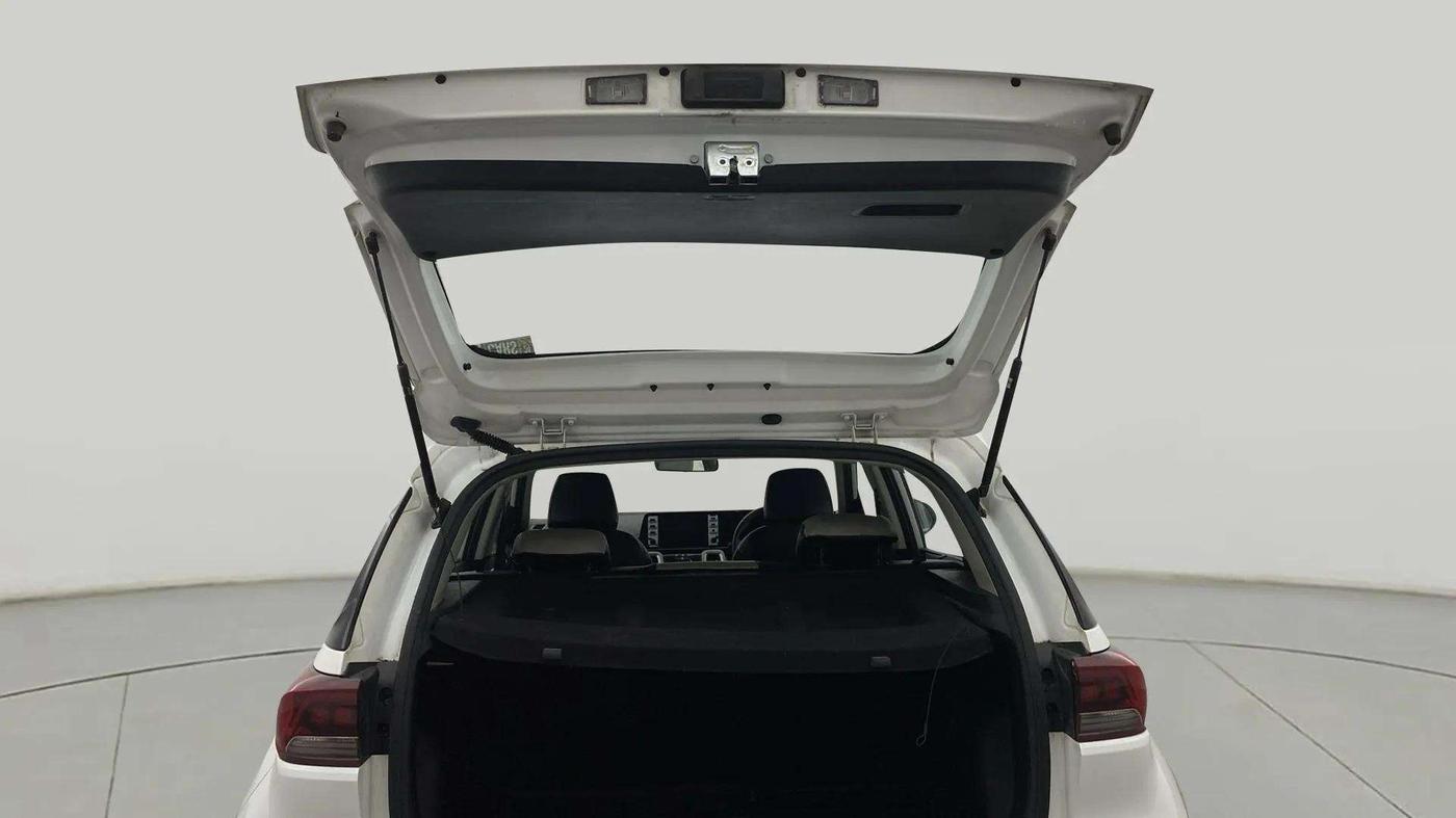 2022 KIA SONET HTX 1.0 IMT, Petrol, Manual, 20,342 km, Boot Door Open