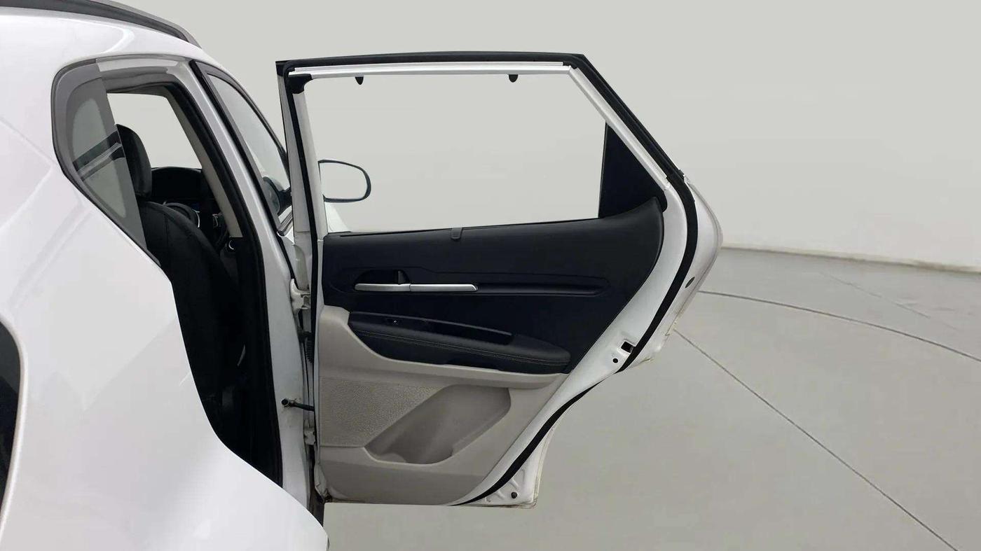 2022 KIA SONET HTX 1.0 IMT, Petrol, Manual, 20,342 km, RHS Rear Door