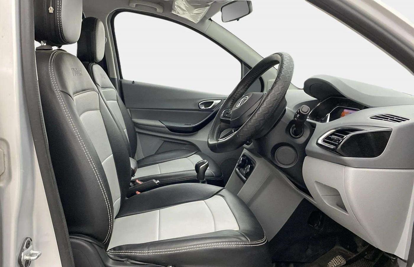 2021 Tata TIGOR XZ PLUS PETROL, Petrol, Manual, 34,928 km, Right Side Front Door Cabin