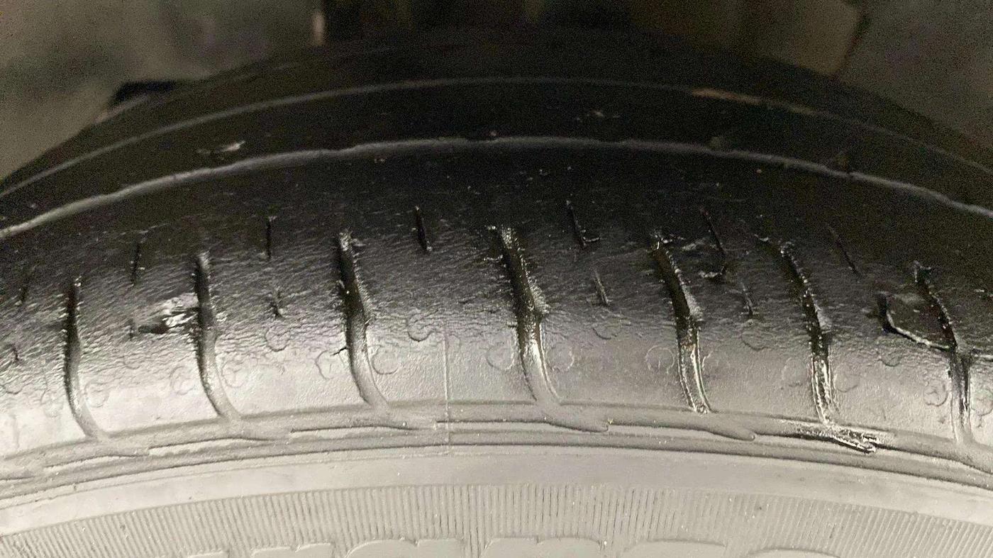 2021 Tata TIGOR XZ PLUS PETROL, Petrol, Manual, 34,928 km, Left Front Tyre Tread