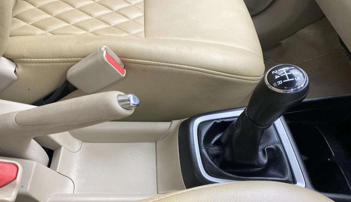 2020 Maruti Dzire VXI, Petrol, Manual, 34,557 km, Gear Lever