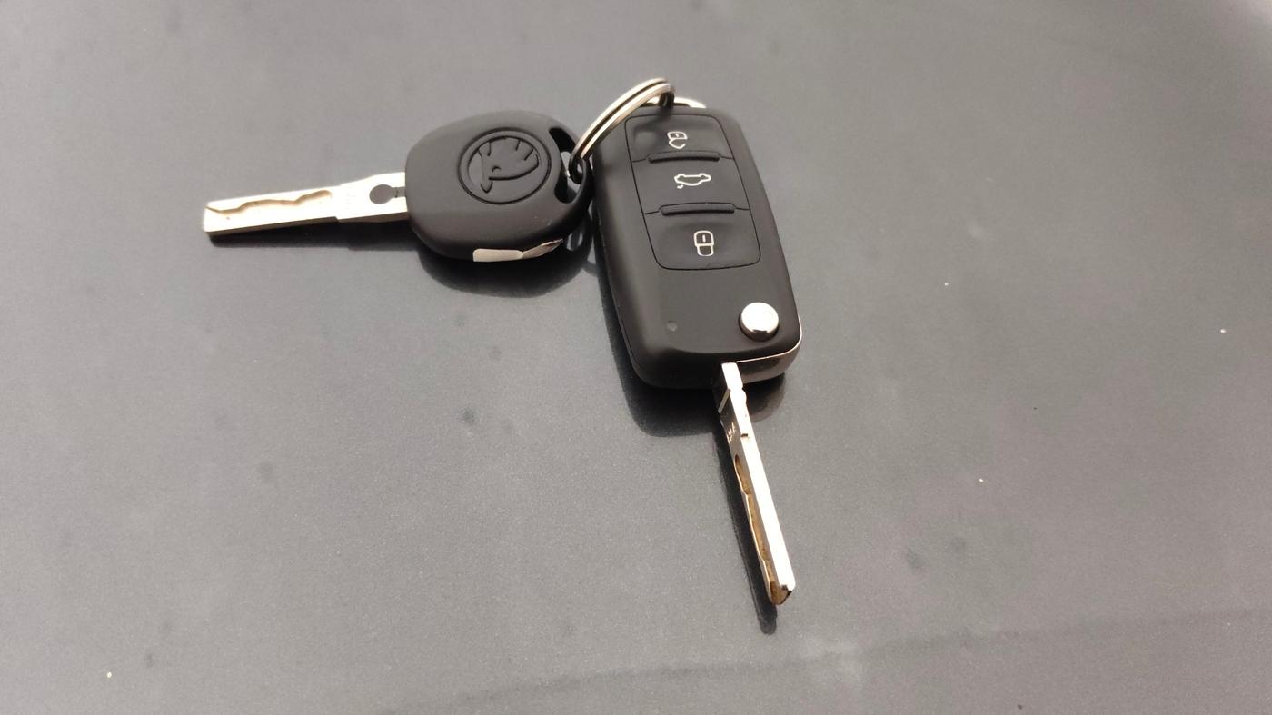 2021 Skoda Rapid 1.0 AMBITION TSI MT, Petrol, Manual, 21,907 km, Key Close Up
