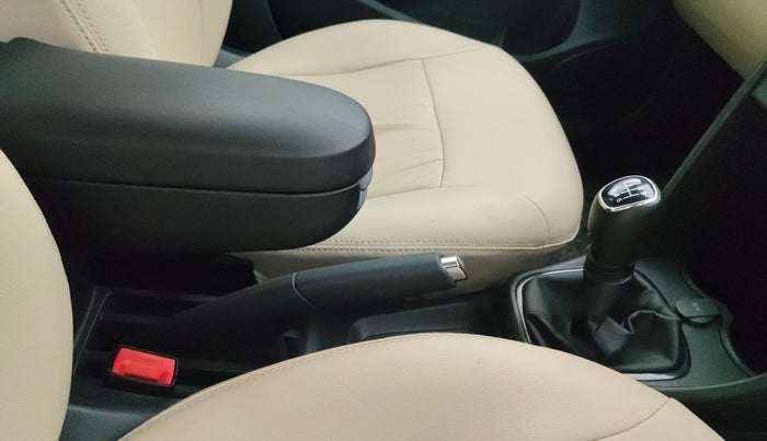 2021 Skoda Rapid 1.0 AMBITION TSI MT, Petrol, Manual, 21,907 km, Gear Lever