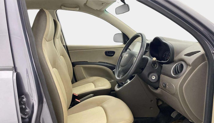 2014 Hyundai i10 MAGNA 1.1, CNG, Manual, 82,935 km, Right Side Front Door Cabin