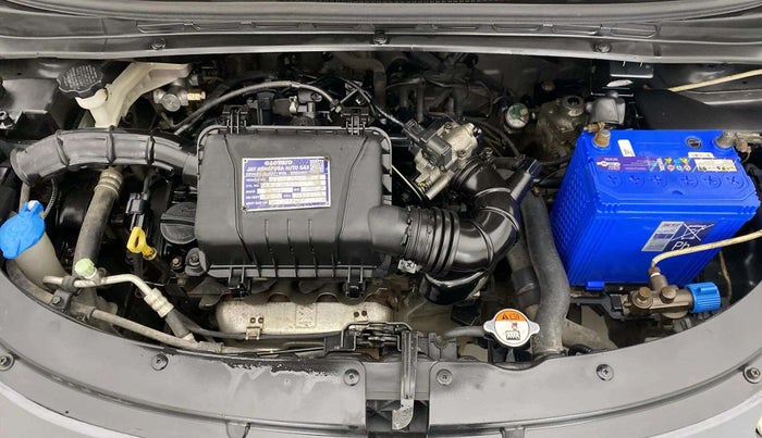 2014 Hyundai i10 MAGNA 1.1, CNG, Manual, 82,935 km, Engine View