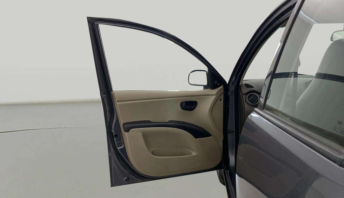 2014 Hyundai i10 MAGNA 1.1, CNG, Manual, 82,935 km, LHS Front Door