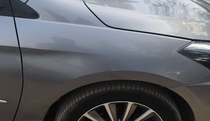 2020 Maruti Ciaz ALPHA  AT 1.5 SHVS PETROL, Petrol, Automatic, 63,580 km, Right fender - Slightly dented