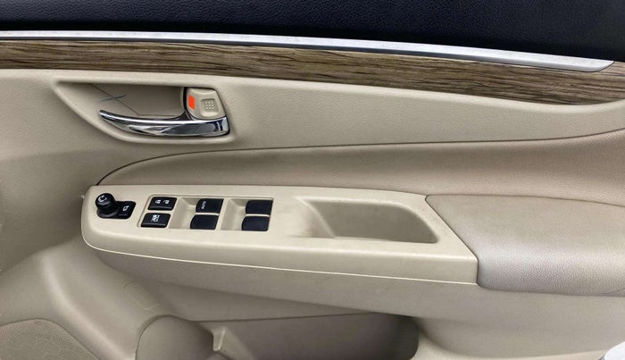 2020 Maruti Ciaz ALPHA  AT 1.5 SHVS PETROL, Petrol, Automatic, 63,580 km, Driver Side Door Panels Control