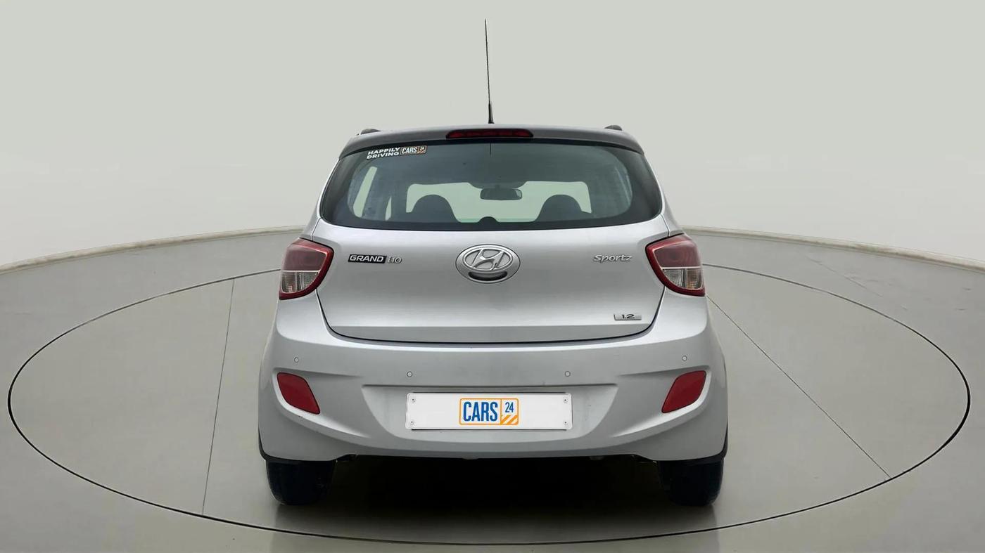 2016 Hyundai Grand i10 SPORTZ 1.2 KAPPA VTVT, Petrol, Manual, 28,672 km, Back/Rear