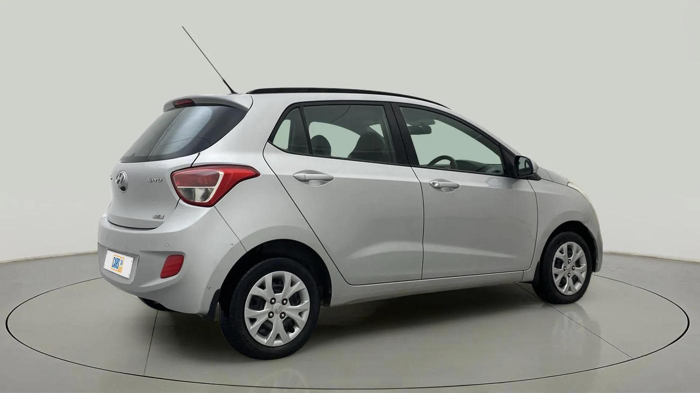 2016 Hyundai Grand i10 SPORTZ 1.2 KAPPA VTVT, Petrol, Manual, 28,672 km, Right Back Diagonal