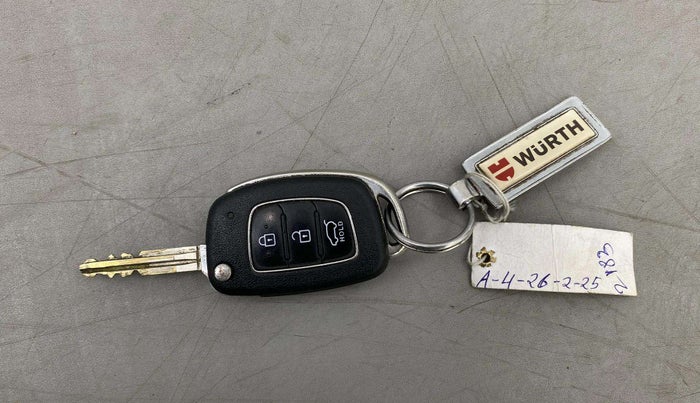 2018 Hyundai Creta E PLUS 1.6 PETROL, Petrol, Manual, 58,808 km, Key Close Up