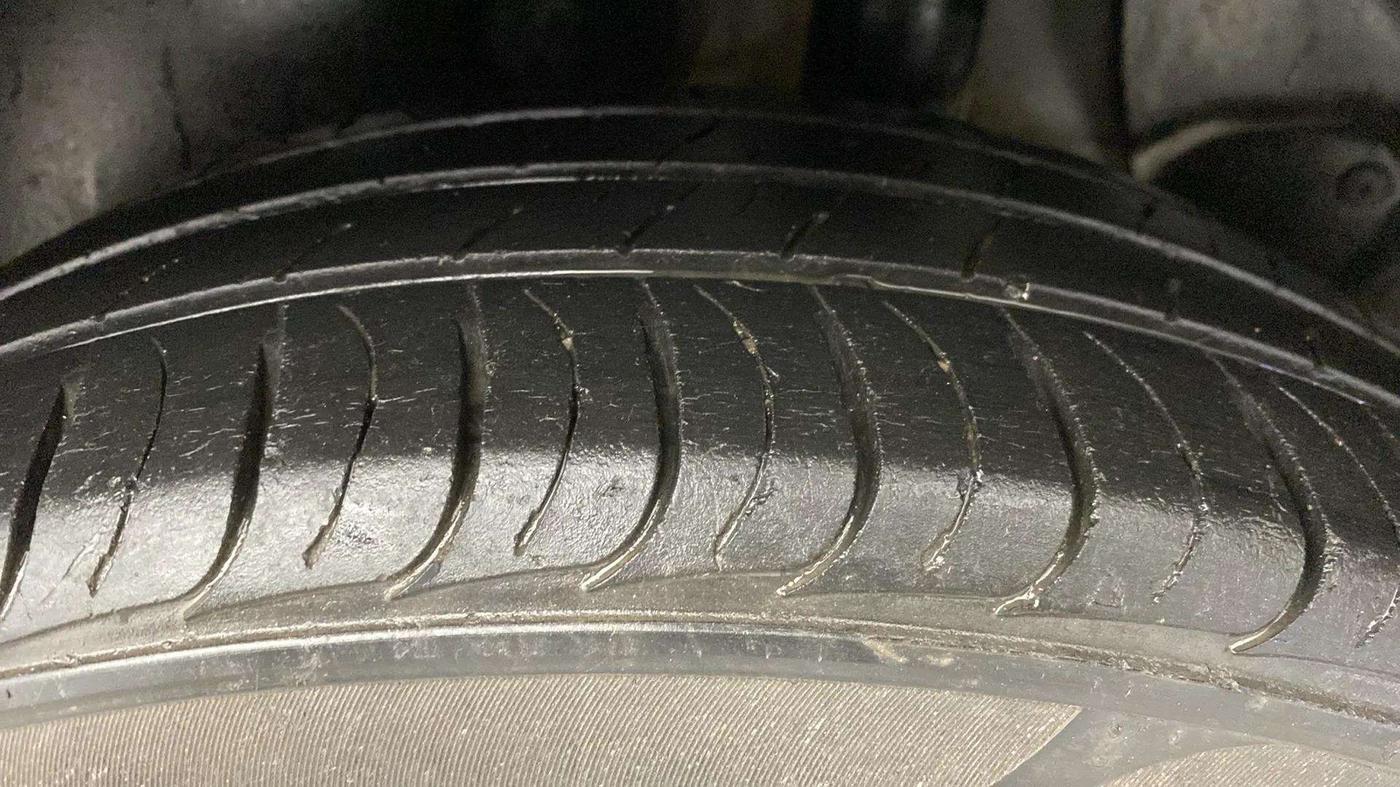 2018 Hyundai Creta E PLUS 1.6 PETROL, Petrol, Manual, 58,808 km, Left Rear Tyre Tread