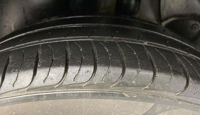 2018 Hyundai Creta E PLUS 1.6 PETROL, Petrol, Manual, 58,808 km, Left Rear Tyre Tread
