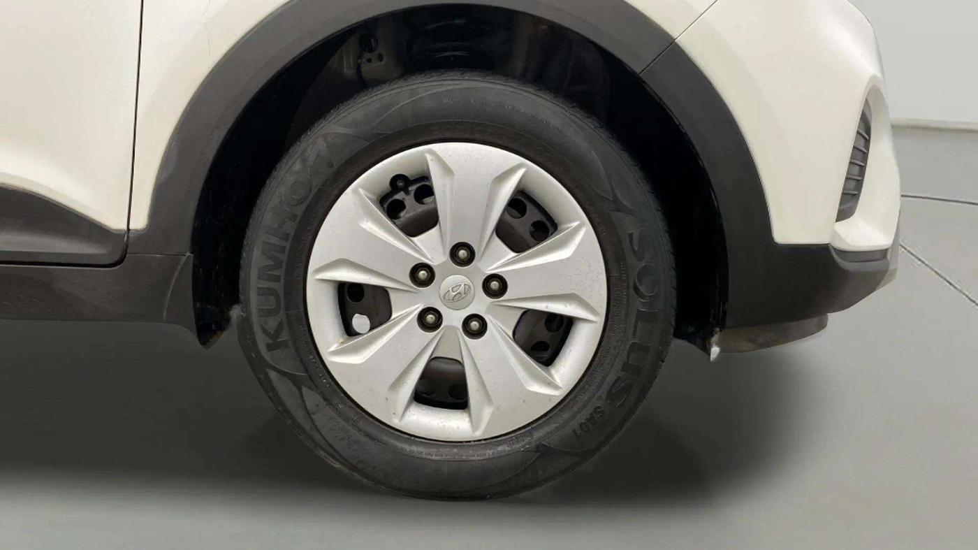 2018 Hyundai Creta E PLUS 1.6 PETROL, Petrol, Manual, 58,808 km, Right Front Wheel