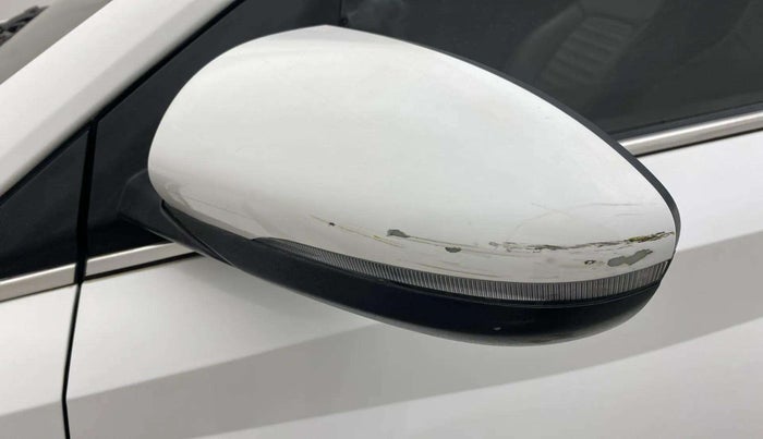 2021 Hyundai NEW I20 ASTA 1.2 MT, Petrol, Manual, 23,817 km, Left rear-view mirror - Minor scratches