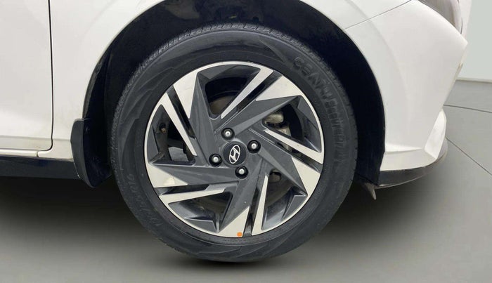 2021 Hyundai NEW I20 ASTA 1.2 MT, Petrol, Manual, 23,817 km, Right Front Wheel