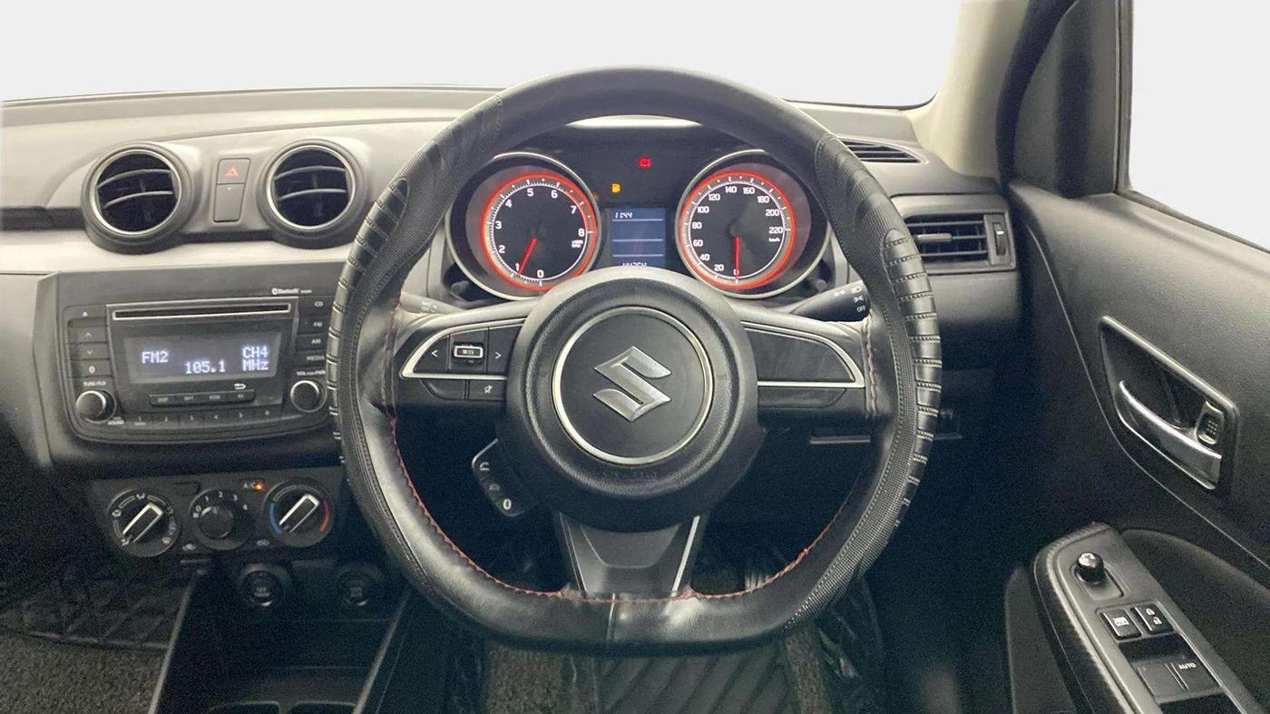 2020 Maruti Swift VXI, Petrol, Manual, 44,997 km, Steering Wheel Close Up