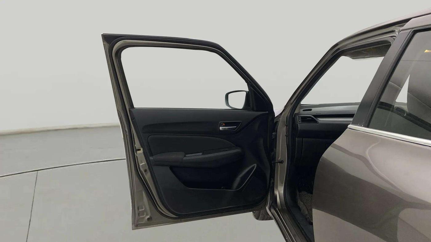 2020 Maruti Swift VXI, Petrol, Manual, 44,997 km, LHS Front Door