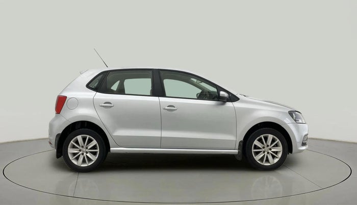 2016 Volkswagen Polo HIGHLINE1.2L, Petrol, Manual, 75,505 km, Right Side View