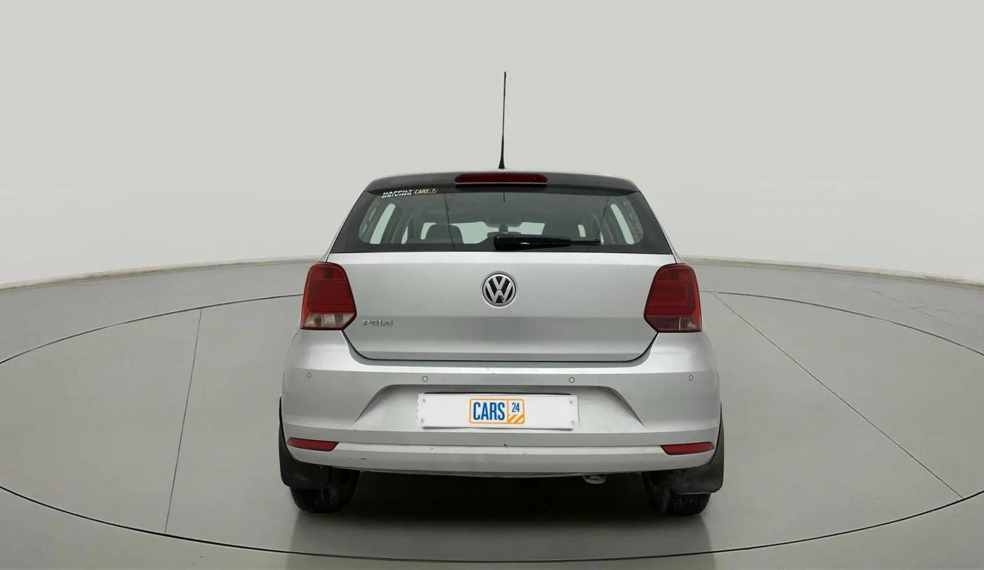 2016 Volkswagen Polo HIGHLINE1.2L, Petrol, Manual, 75,505 km, Back/Rear