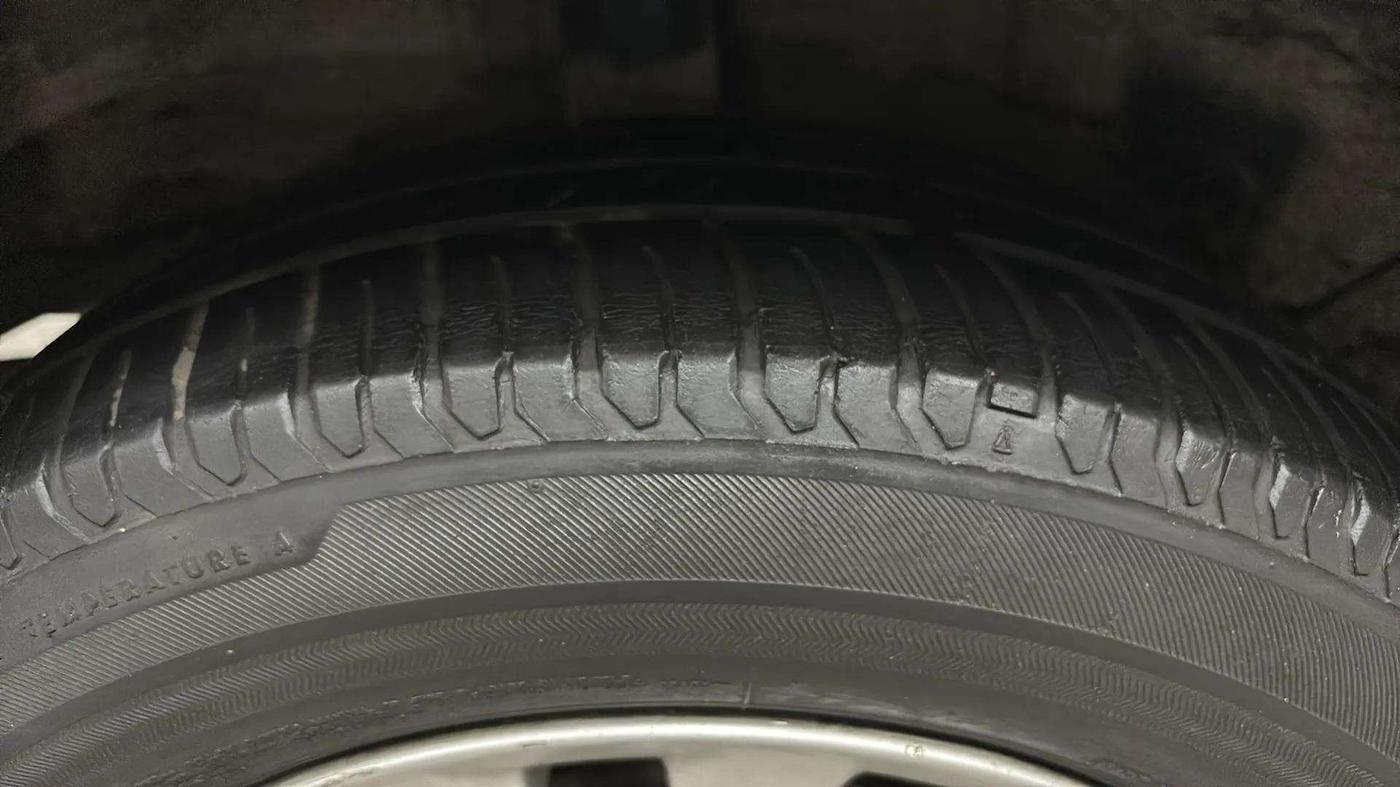 2015 Toyota Etios VX-D, Diesel, Manual, 64,228 km, Right Rear Tyre Tread