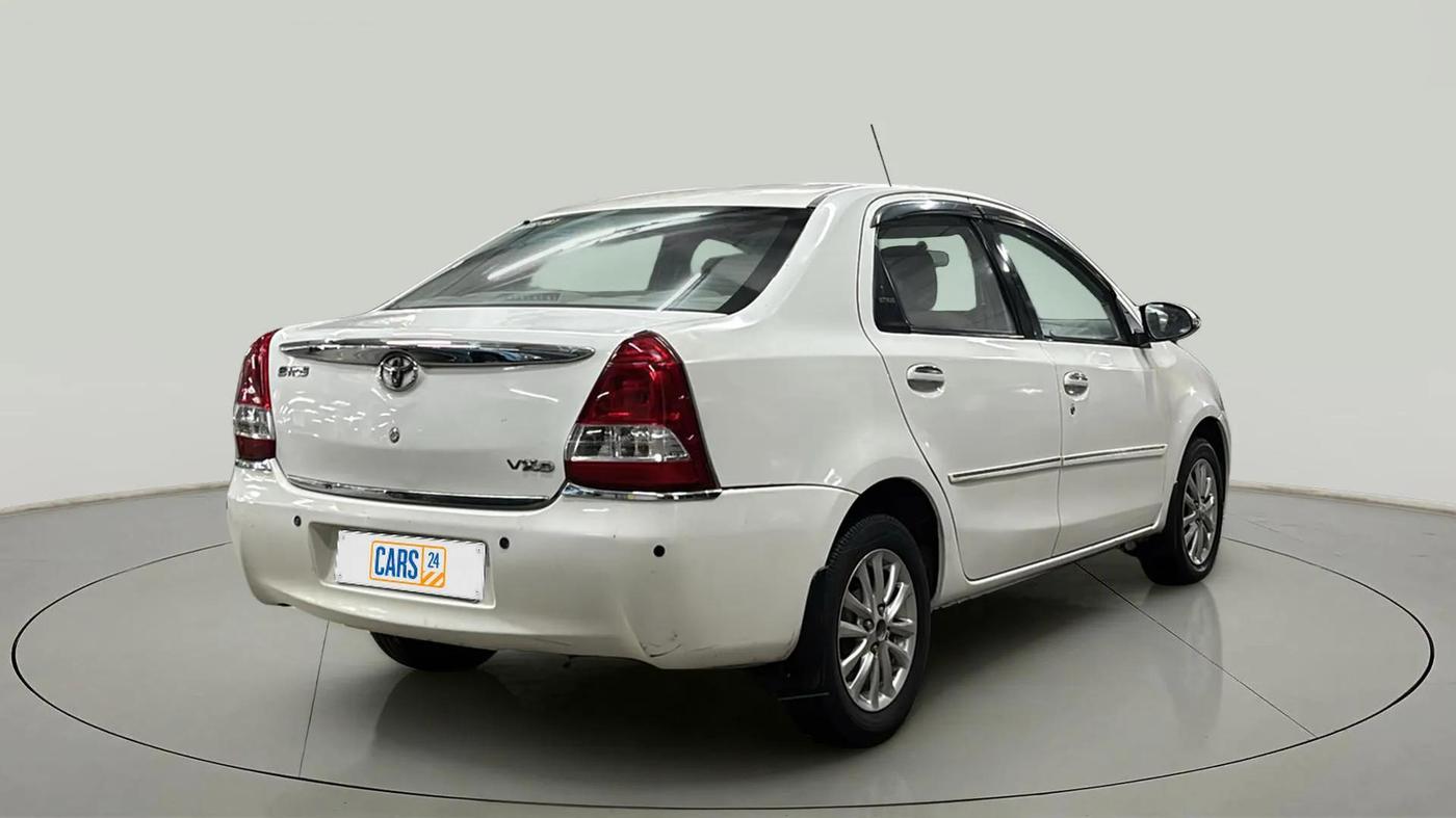 2015 Toyota Etios VX-D, Diesel, Manual, 64,228 km, Right Back Diagonal