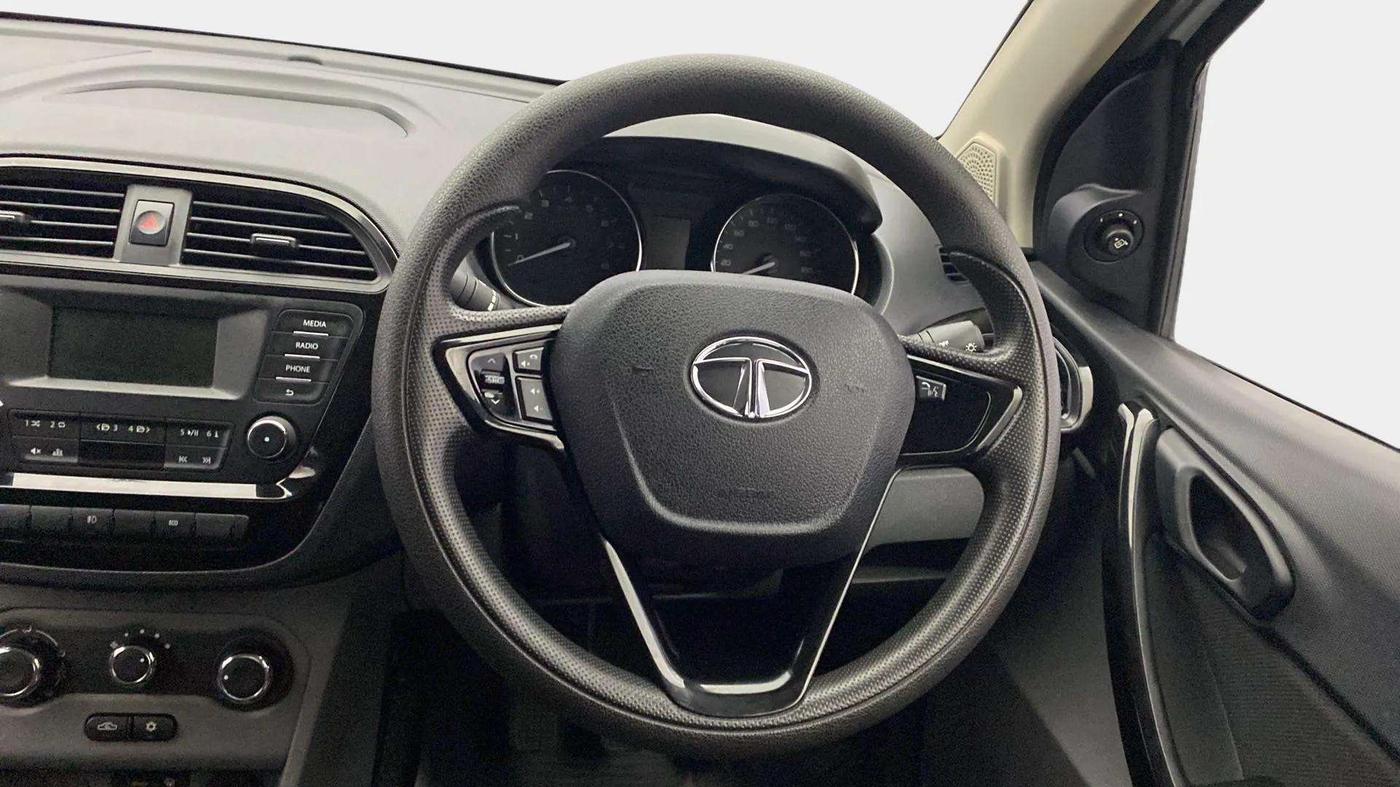 2019 Tata TIGOR XZ PETROL, Petrol, Manual, 15,087 km, Steering Wheel Close Up