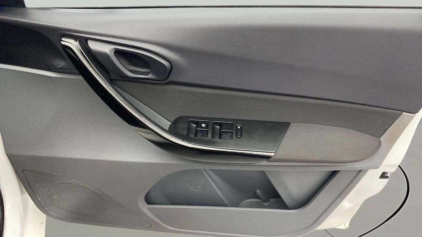 2019 Tata TIGOR XZ PETROL, Petrol, Manual, 15,087 km, Driver Side Door Panels Control