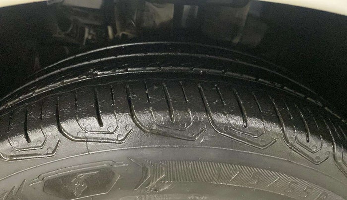 2023 Tata TIGOR XZ CNG, CNG, Manual, 36,309 km, Left Front Tyre Tread