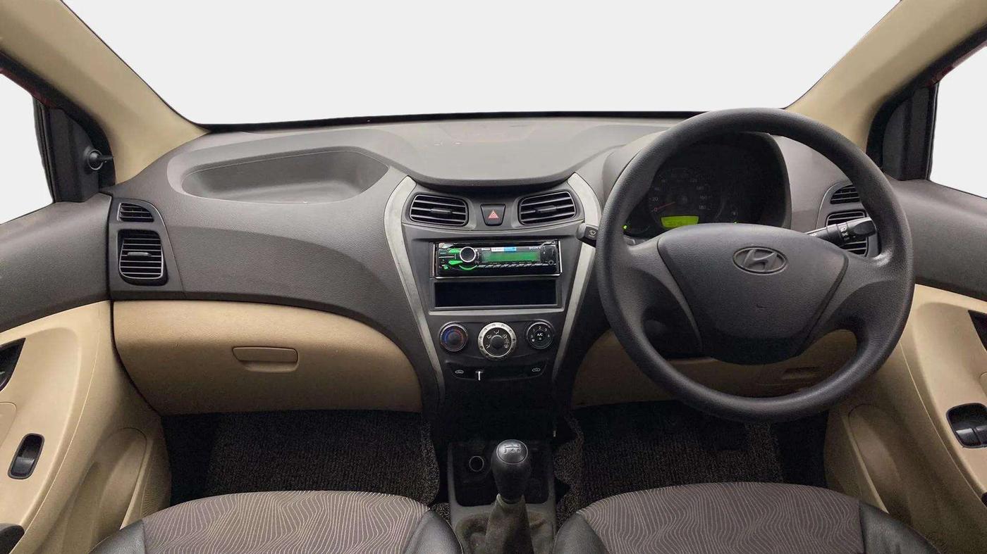 2013 Hyundai Eon ERA +, Petrol, Manual, 76,732 km, Dashboard