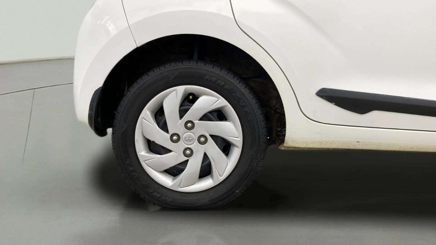 2020 Hyundai NEW SANTRO SPORTZ AMT, Petrol, Automatic, 19,745 km, Right Rear Wheel
