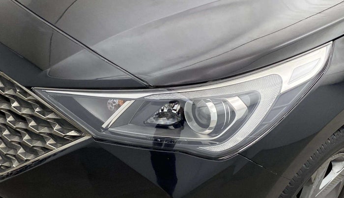 2020 Hyundai Verna SX 1.5 VTVT, Petrol, Manual, 16,313 km, Left headlight - Minor scratches