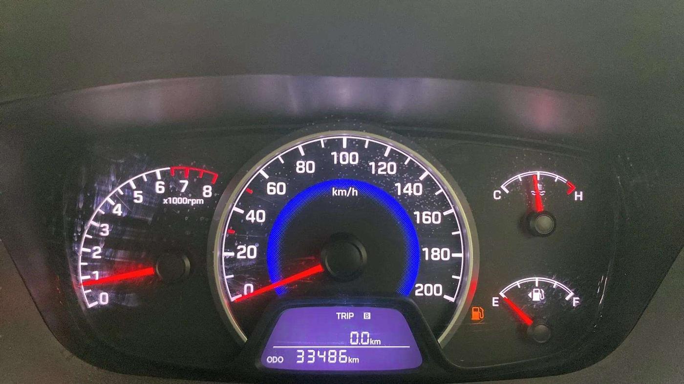 2018 Hyundai Grand i10 SPORTZ 1.2 KAPPA VTVT, Petrol, Manual, 33,525 km, Odometer Image