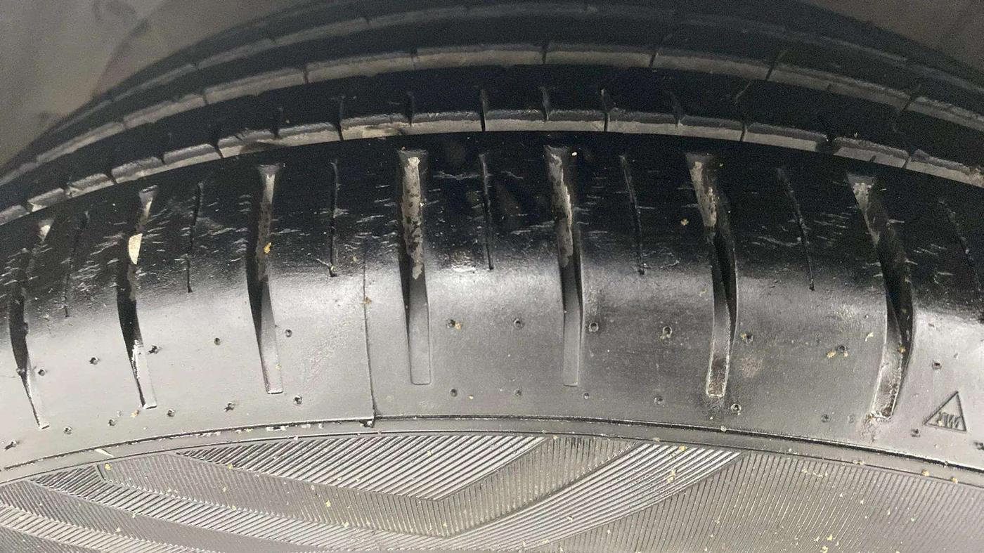 2020 Maruti Baleno ZETA CVT PETROL 1.2, Petrol, Automatic, 4,822 km, Left Front Tyre Tread