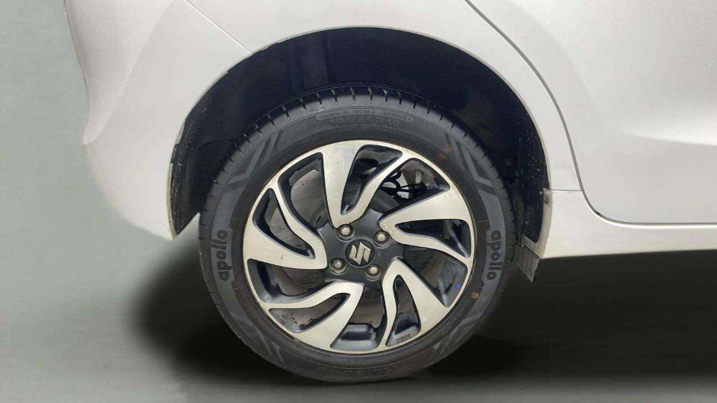 2020 Maruti Baleno ZETA CVT PETROL 1.2, Petrol, Automatic, 4,822 km, Right Rear Wheel