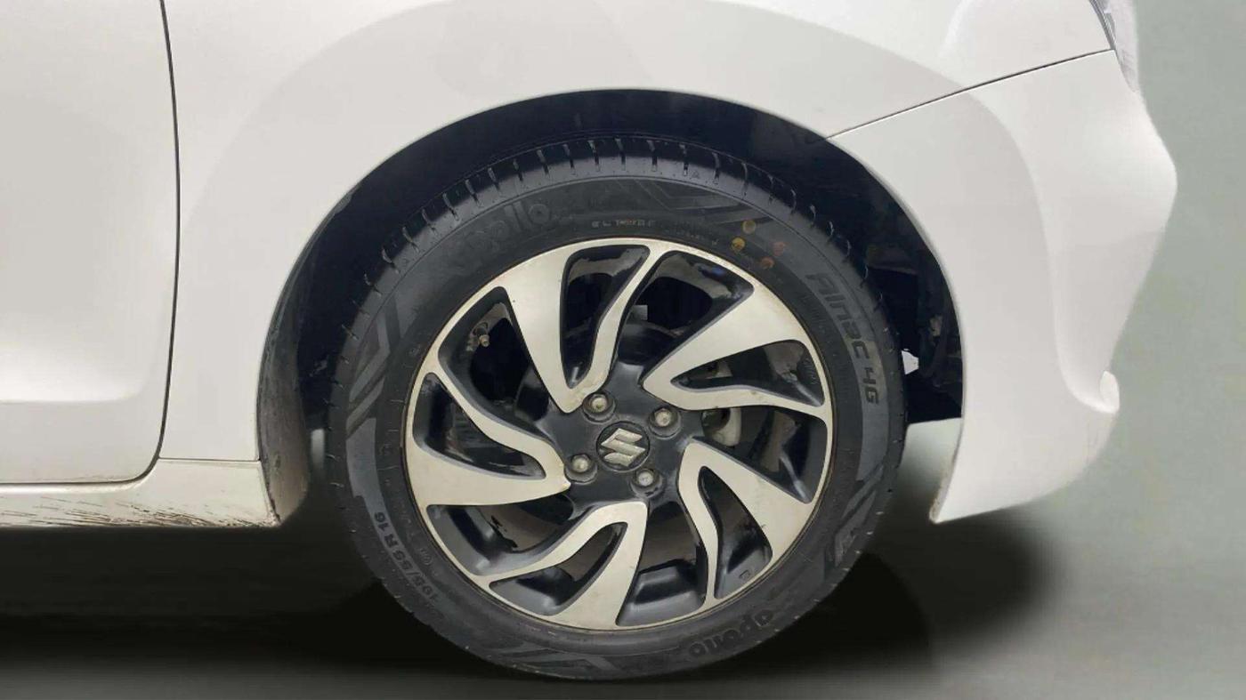 2020 Maruti Baleno ZETA CVT PETROL 1.2, Petrol, Automatic, 4,822 km, Right Front Wheel