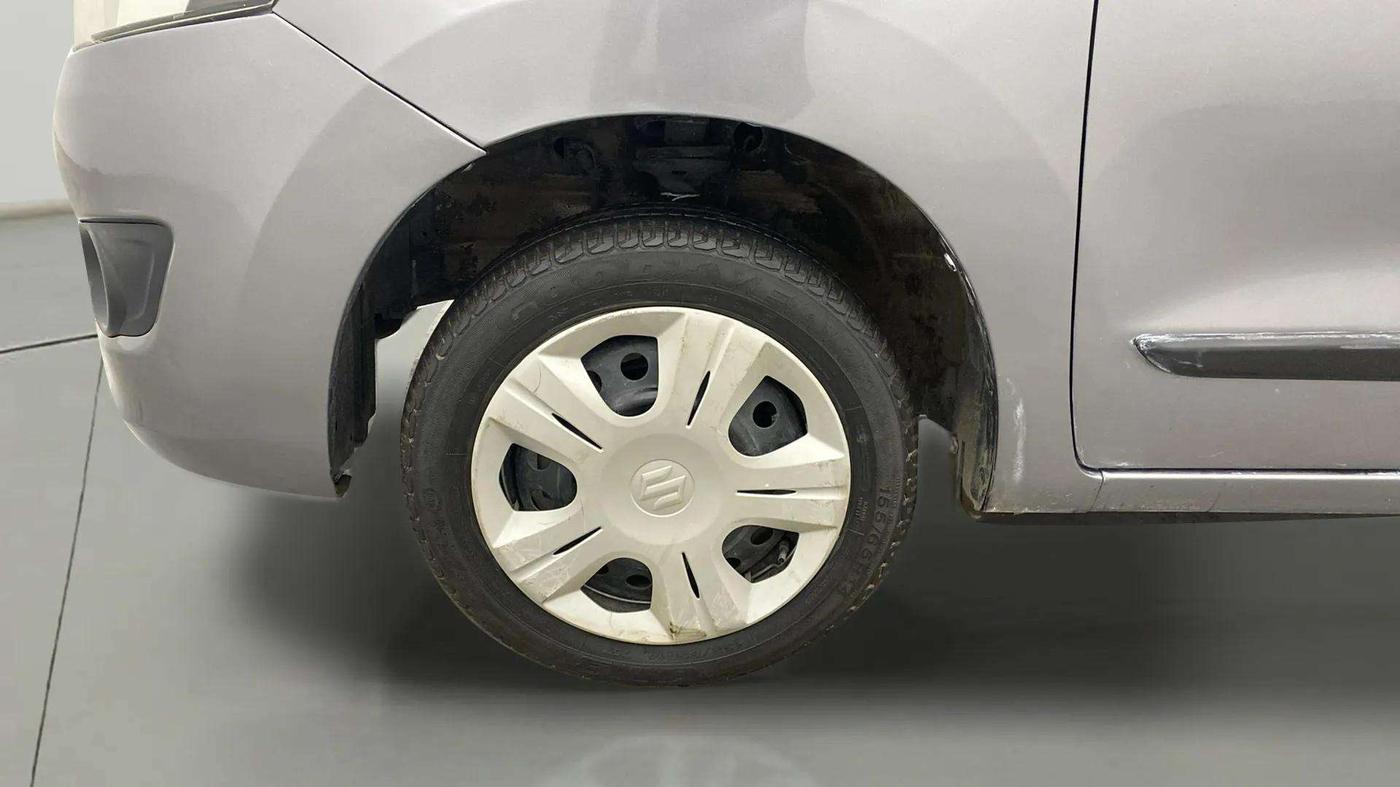 2016 Maruti Wagon R 1.0 VXI (O) AMT, Petrol, Automatic, 17,767 km, Left Front Wheel