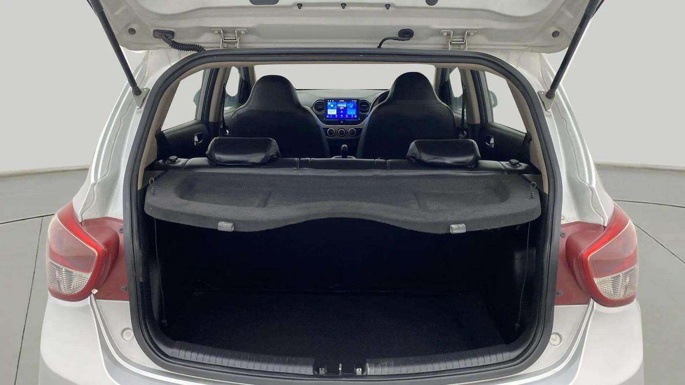 2016 Hyundai Grand i10 ASTA AT 1.2 KAPPA VTVT, Petrol, Automatic, 56,791 km, Boot Open Zoomed View
