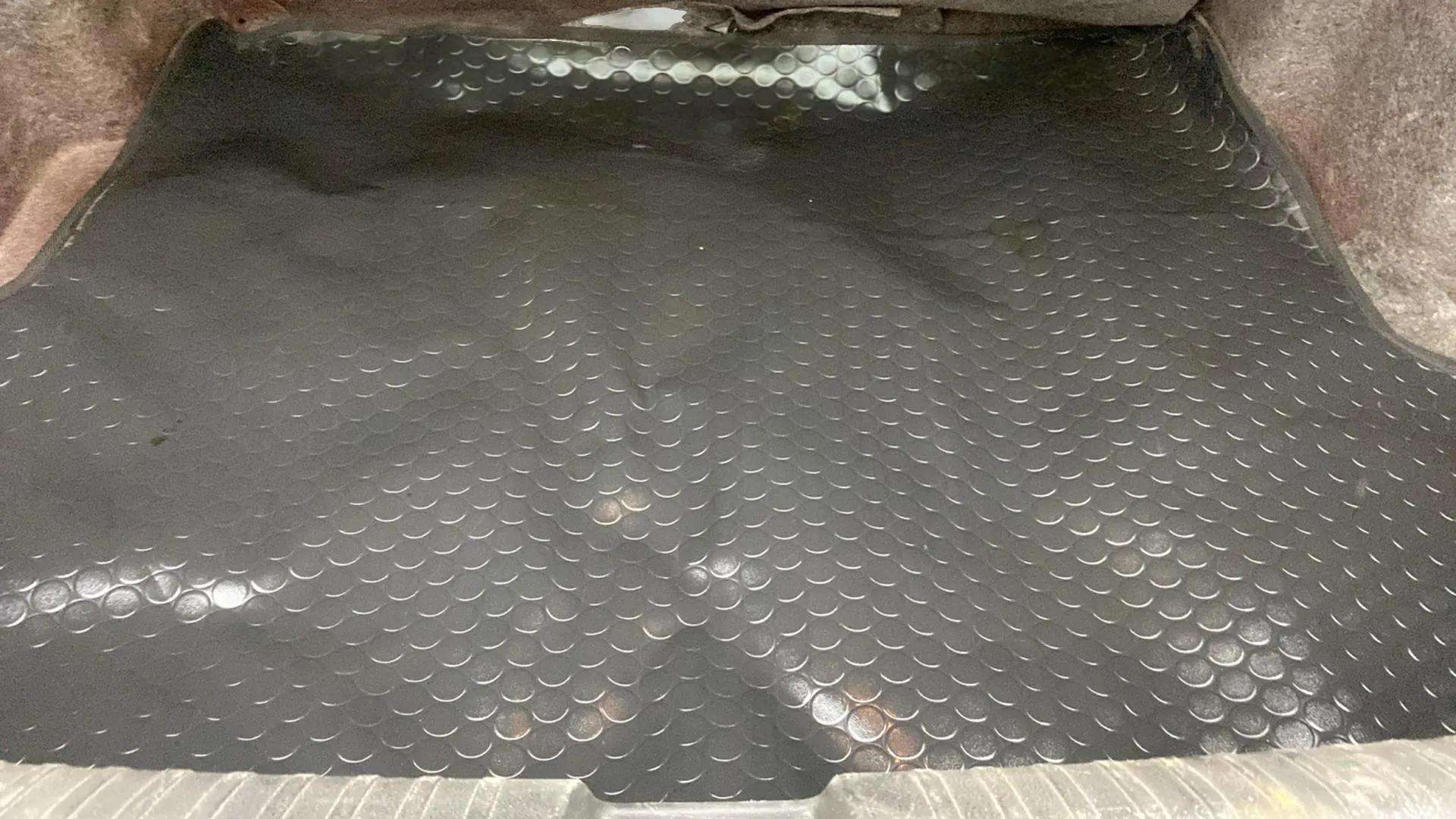 Boot-Zoomed-View-42