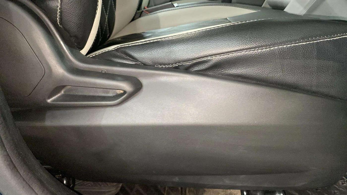 2022 Tata Tiago XT CNG, CNG, Manual, 40,779 km, Driver Side Adjustment Panel