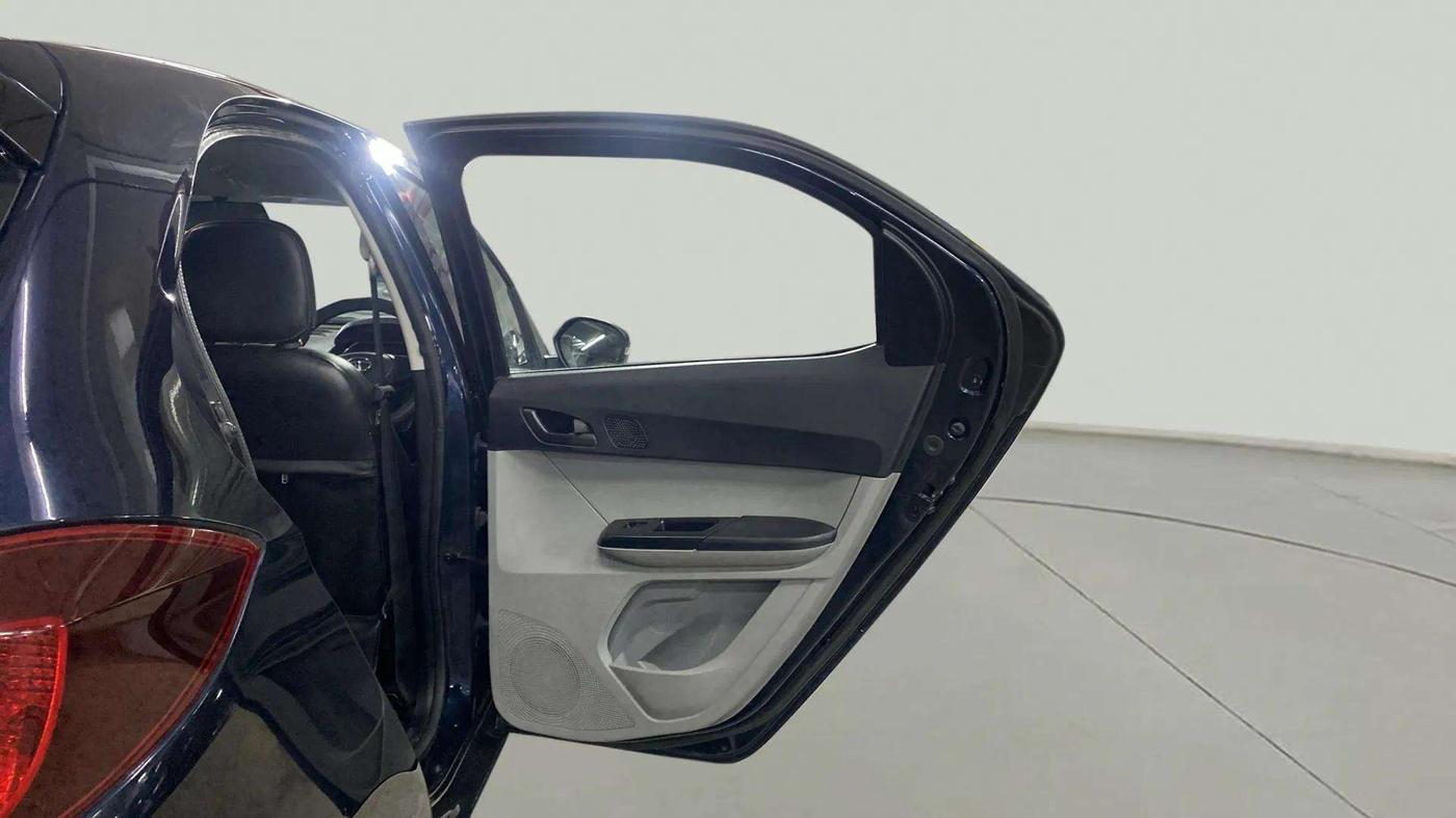 2022 Tata Tiago XT CNG, CNG, Manual, 40,779 km, RHS Rear Door