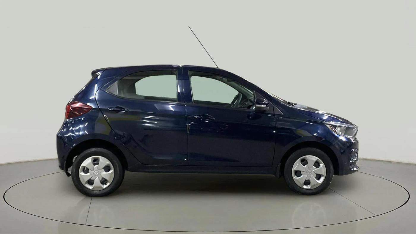 2022 Tata Tiago XT CNG, CNG, Manual, 40,779 km, Right Side View