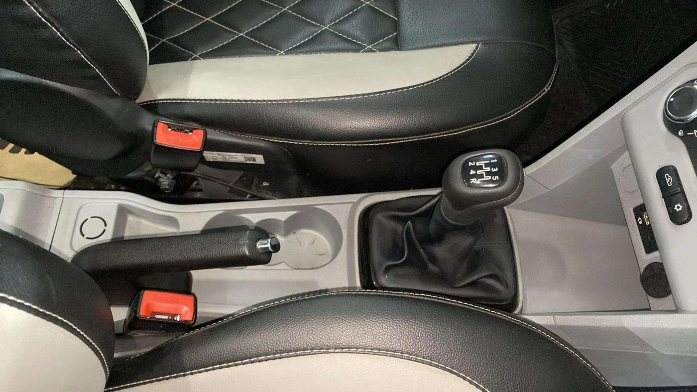 2022 Tata Tiago XT CNG, CNG, Manual, 40,779 km, Gear Lever