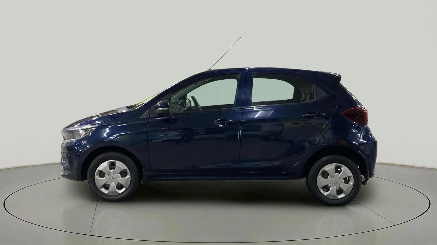 2022 Tata Tiago XT CNG, CNG, Manual, 40,779 km, Left Side