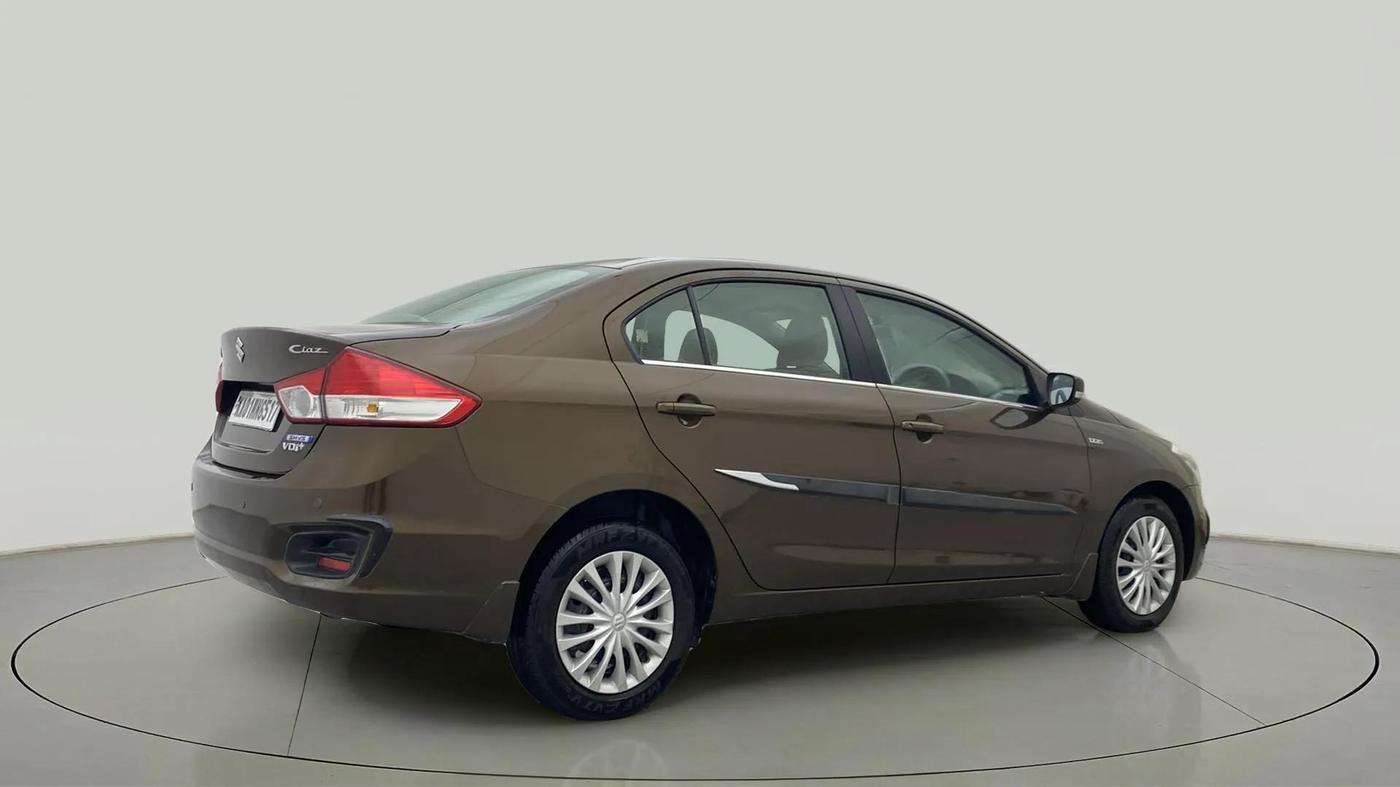 2016 Maruti Ciaz VDI+ SHVS, Diesel, Manual, 78,356 km, Right Back Diagonal